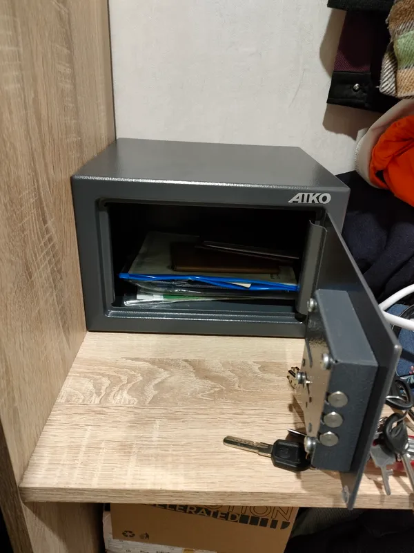 Пистолетный сейф Aiko TT-170 купить в Гатчине Пистолетный сейф Aiko TT-170 купить в Гатчине