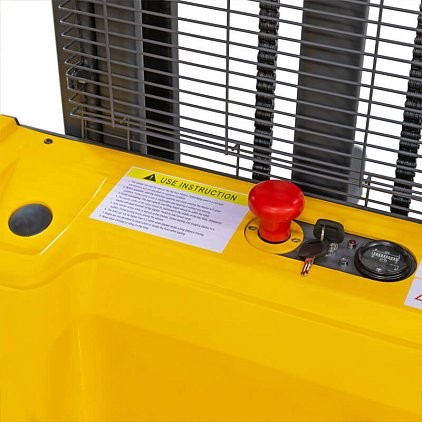 Штабелер электрический самоходный CDD15R-E (N) (1500 кг; 3,3 м; 24В / 105Ач) SMARTLIFT (SMART) купить в Гатчине Штабелер электрический самоходный CDD15R-E (N) (1500 кг; 3,3 м; 24В / 105Ач) SMARTLIFT (SMART) купить в Гатчине