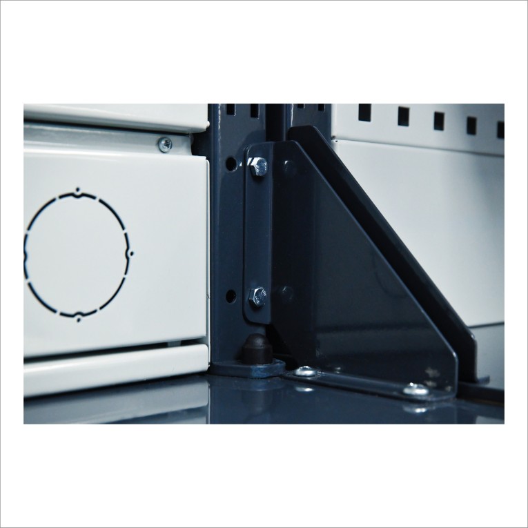 Верстак FBK 205.56.4-2R купить в Гатчине Верстак FBK 205.56.4-2R купить в Гатчине