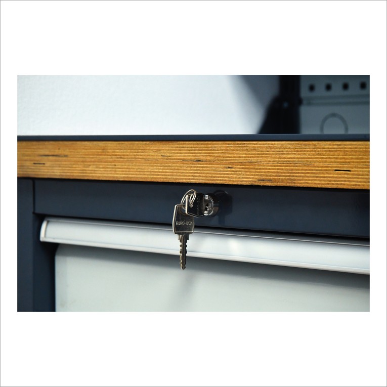 Верстак FBK 205.56.4-2R купить в Гатчине Верстак FBK 205.56.4-2R купить в Гатчине