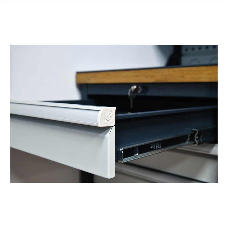 Верстак FBK 205.56.4-2R купить в Гатчине Верстак FBK 205.56.4-2R купить в Гатчине