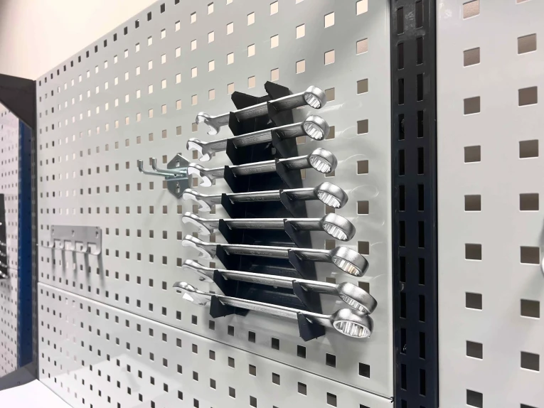 Стол-верстак Craft 2202.S7L26.24-2F купить в Гатчине Стол-верстак Craft 2202.S7L26.24-2F купить в Гатчине