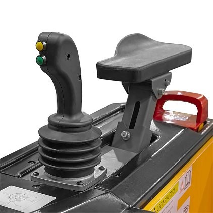 Штабелер самоходный с кабиной CDD15C (1500 кг; 6,5 м; li-ion 25,6В / 300Ач, PV, EPS) SMARTLIFT (SMART) купить в Гатчине Штабелер самоходный с кабиной CDD15C (1500 кг; 6,5 м; li-ion 25,6В / 300Ач, PV, EPS) SMARTLIFT (SMART) купить в Гатчине